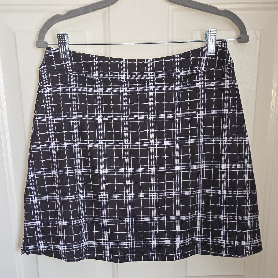 Chic Black And White Plaid Mini Skirt